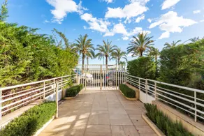 BAMBOO PLAGE AP4220 by Riviera Holiday Homes - Image 2