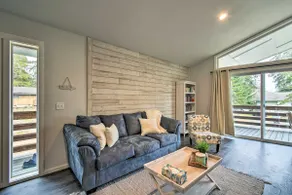 Cozy Cottage on the Coast Near Downtown Westport! - Image 4