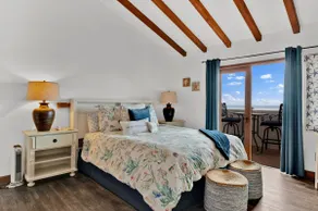 Gorgeous Oceanfront villa with panoramic views - Image 5