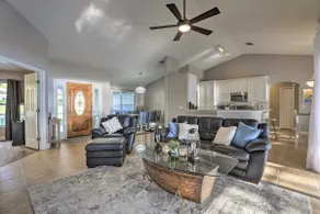 Dog-Friendly Lake Home w/ Dock ~ 25 Mi to Disney! - Image 3