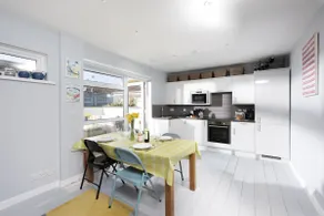 5min Walk to Beach - Free Wifi & Parking - Pets - Image 3