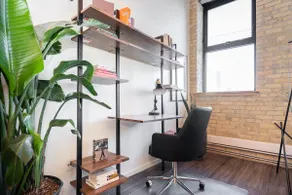 Bright Two Bedroom Loft - Exchange District - Image 3