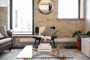 Bright Two Bedroom Loft - Exchange District - Image 4