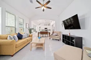 Lovely New Home | Modern & Simplicity - Image 3