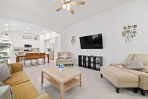 Lovely New Home | Modern & Simplicity - Image 2