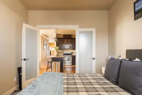 Spacious 4BR/3BA | Sleeps 12 | Near Alberta Arts - Image 5
