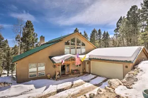 Expansive Angel Fire Retreat: 1 Mi to Fishing! - Image 3