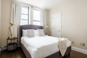 Lux Downtown Flat - Large Open Layout - Fast Wifi - Image 4