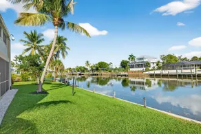 Luxury Villa  Lighthouse Across from the Beach - Image 2