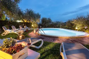 Romantique villa de ferme à Lucca dormir 7 personnes avec piscine privée et wi-fi - Image 5