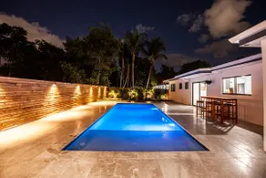 Grand MultiCourt Villa by The Glamhomes - Image 2