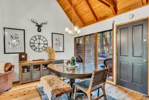 The Rigi Chalet | HOA Beach Access/Close to town! - Image 4