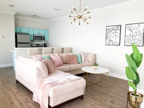 Glam Townhouse in Downtown Lakeland - 2bed/2bath - Image 3