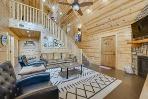 'Penny Lane Lodge' Broken Bow Cabin < 6 Mi to Lake - Image 4