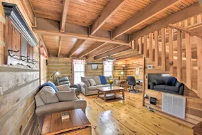 ‘The Lake Place’ Cabin w/ Golf Cart & Free Kayaks! - Image 4