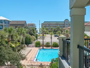 Plage Beaux volumes Location-privé Accès-Trois histoire Condo-Près de la piscine - Image 3