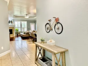 🏡 A HOME AWAY | One-Minute Walk to Lakes & Parks - Image 4