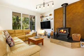 Spinnaker I Family Getaway I 2mins Walk to Beach - Image 3