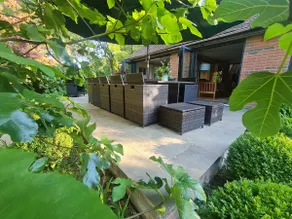 Kent Family Farmhouse · 7 Bedrooms · Hot Tub - Image 5