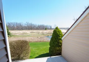 Harbor Village Townhouse Condo at LK MI - Image 4