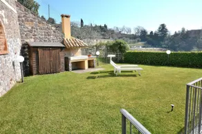 White Apartment In Marciaga Di Costermano - Image 4