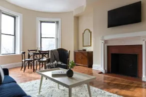 Beautiful 1BR near Fenway Park + Kenmore! - Image 4