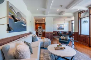 The Victoria Downtown | Prime Downtown Location | Pet Friendly - Image 5
