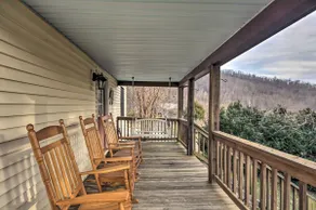Spacious Faber Home w/ Yard, Steps to Winery! - Image 2