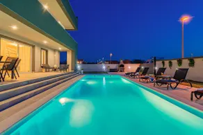 Villa Tia with heated pool & jacuzzi - Image 3