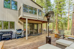 Unique & secluded forest home with pool, hot tubs, - Image 5