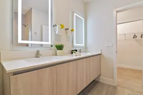 Full of beauty & charm NEW home w/Pool, nxt Disney - Image 3