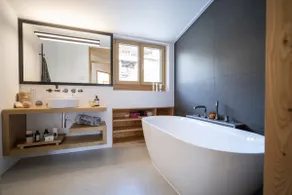 Chasa Bao: Luxurious new 4.5-room penthouse flat with balcony and view in Sent - Image 4