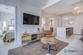 3 Suites | For 11| Rooftop +3Patios & FireTable - Image 4