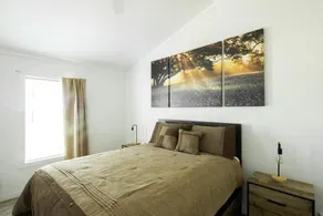 Texas Hideaway Cabin - Image 3