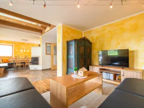 Luxury holiday home in a quiet location - Image 2
