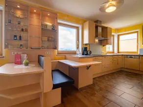 Luxury holiday home in a quiet location - Image 3
