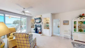 Evergreen 209 - Lower Level 3 Bdrm Lakefront Condo - Image 3