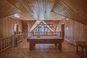 Log Home: Heated Pool, Hot Tub and Lake Access - Image 4