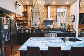 Luxe Main St Loft with Rooftop Lounge and Balcony - Image 3