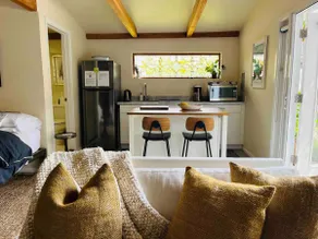 Private & Peaceful Serene Guest Suite - Image 5