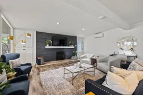 The Cristol Haus, gorgeous modern space in town! - Image 2