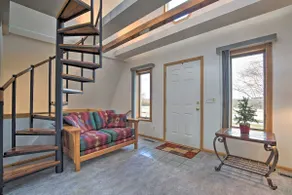 Vivid 'Cedar Ridge' Cabin ~ 23 Miles to Wichita! - Image 5
