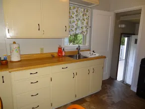 3blk St Mary 11to Mayo Pet Friendly CoveredByFaith - Image 4