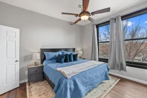 Historic St. Regis Condo: 3BR + 2 Parking - Image 3