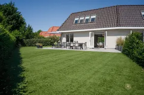 Sand - near the beach, restaurants & Keukenhof - Image 2