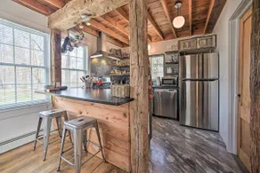 Charming Cottage w/ Yard - 2 Mi to Tinker St! - Image 3