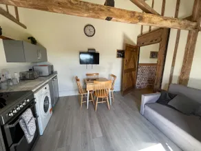 The Cow Shed - Sleeps 4 Parking & Pet Friendly - Image 2