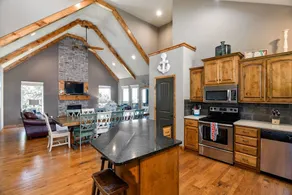 Master Suites with Pool, Splash Pad & Foosball! - Image 4