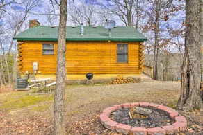 Table Rock Lake Cabin - Lake-Pool-Hot Tub - Image 2