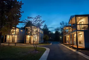 Three Bedroom Mountain View Spa Townhouse - Image 2